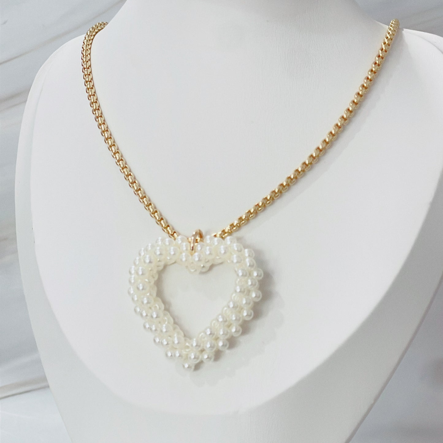 Heart Pearl Necklace
