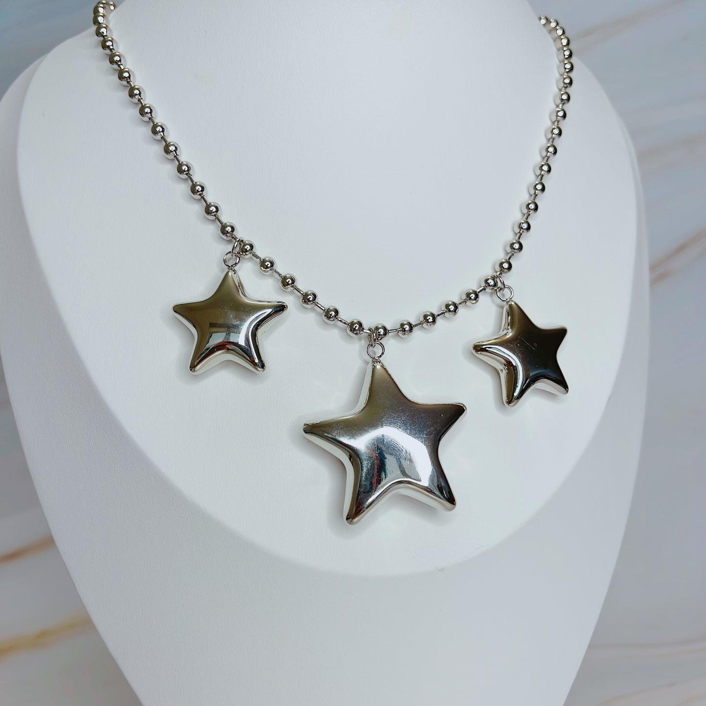 Chunky star necklace